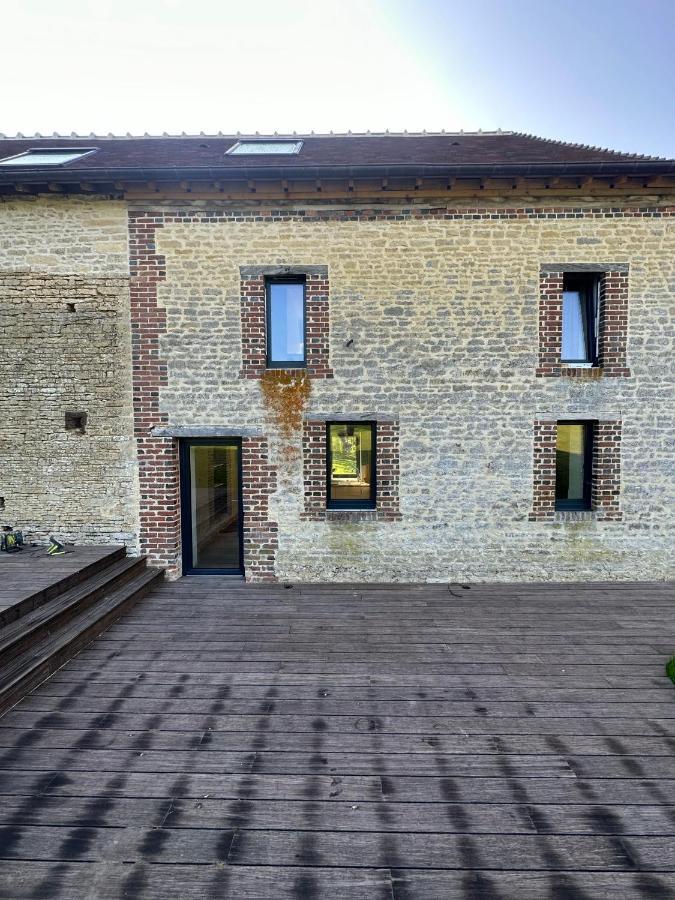 Gite Confortable Au Milieu Des Pres - La Ferme De Montigny Neauphe-Sur-Dive Zewnętrze zdjęcie