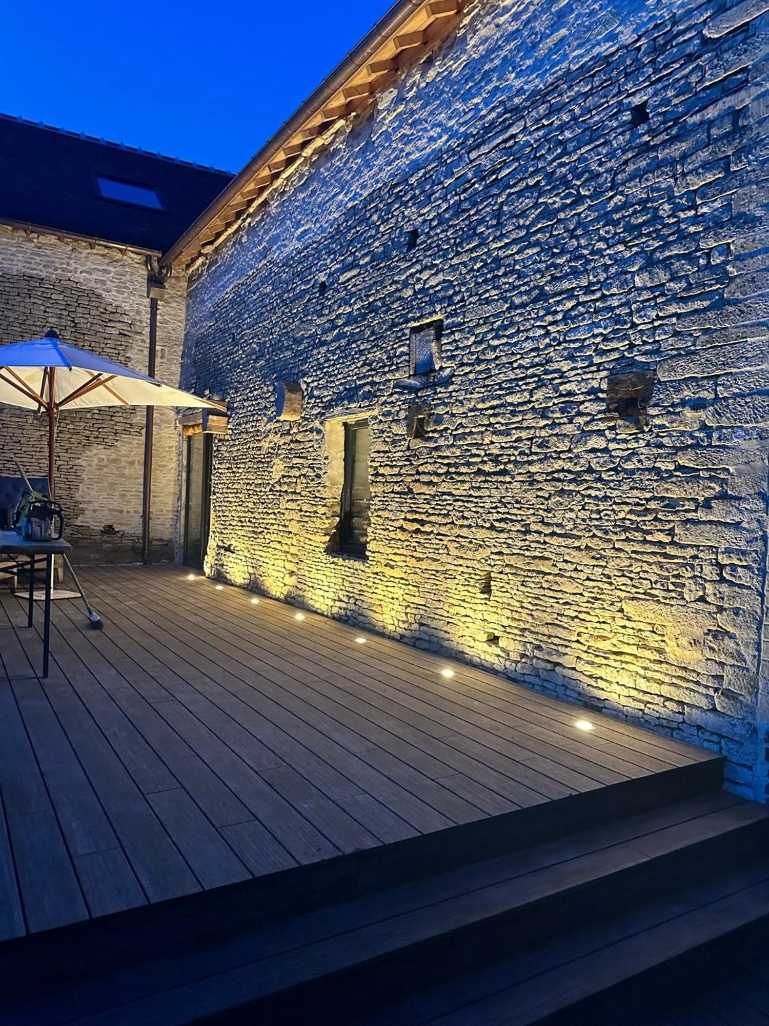 Gite Confortable Au Milieu Des Pres - La Ferme De Montigny Neauphe-Sur-Dive Zewnętrze zdjęcie